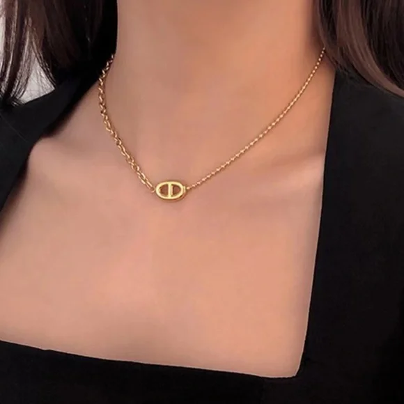 GP Circle Pendant Necklace - Picture 1 of 4